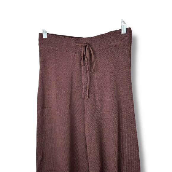 Free People Beach NWOT Living In Dark Brown Knit Lounge Tank & Jogger Pant Set - Picture 6 of 9